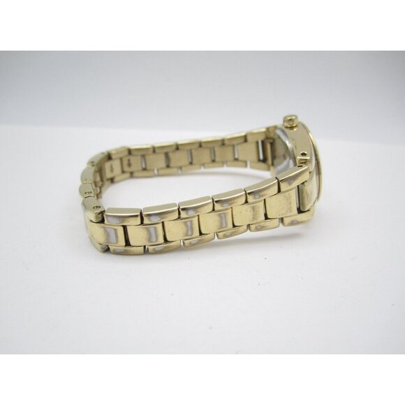 Women Relic Quartz WR Analog 22mm Round Watch (H835) "New Battery" ZR34207 - Picture 7 of 9